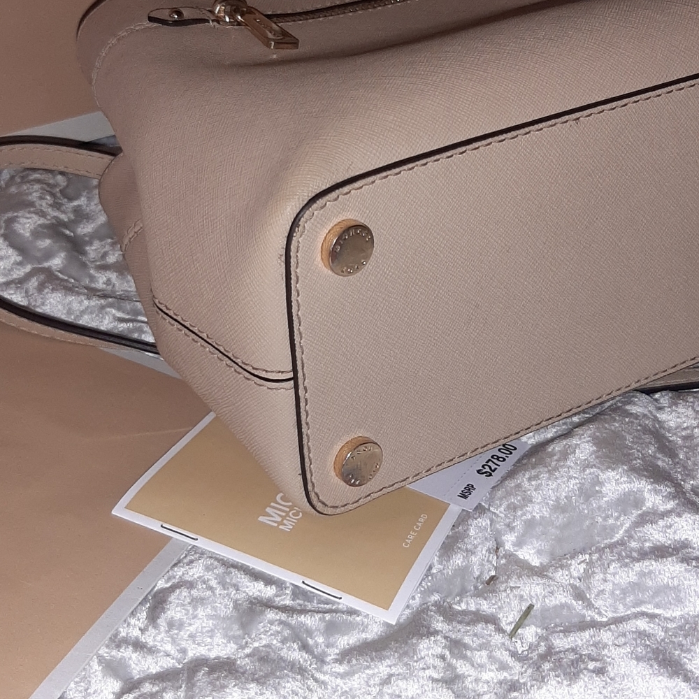 MICHAEL KORS HAILEE SAFFIANO SMALL LEATHER SATCHEL - Picture 9 of 16